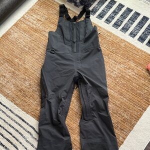 Armada Rayleigh 3L Bib